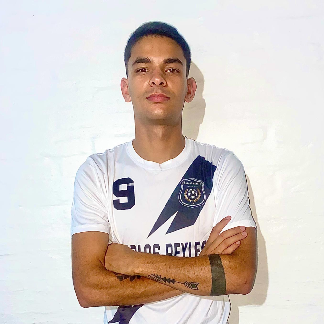 Aron Moreira